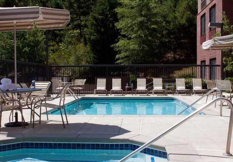 Springhill Suites By Marriott Atlanta Buford/Mall Of Georgia Facilidades foto